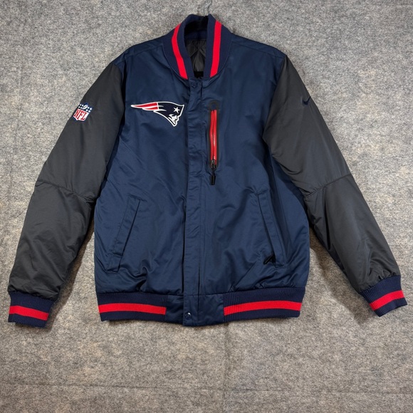 Nike NFL New England Patriots Reversible Bomber Jacket Blue Gray Size M - Picture 3 of 15